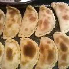 Una foto de Empanadas salteñas/porteñas 😊
