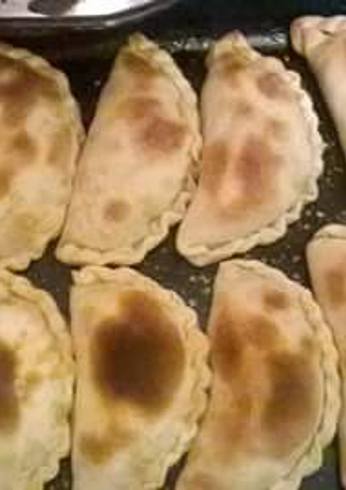Una foto de Empanadas salteñas/porteñas 😊