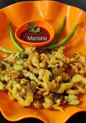 A picture of Onion Pumpkin spicy pakore.