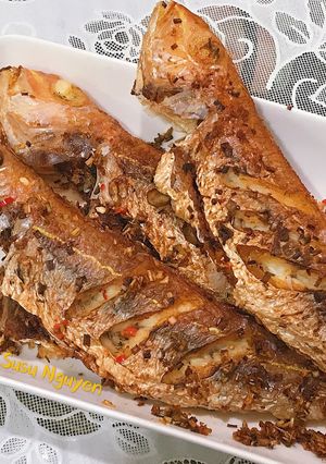 Hình của món Cá hường chiên sả ớt.