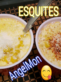 Una foto de ESQUITES 🌽 #AmiManera😋