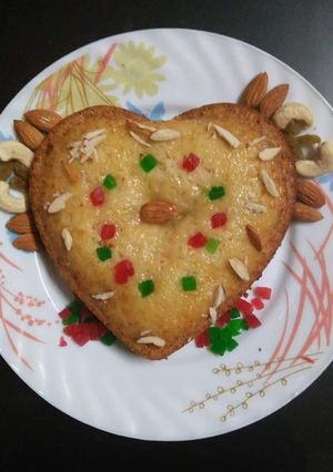 बिस्कुट केक (biscuit cake recipe in Hindi) रेसिपी मुख्य फोटो
