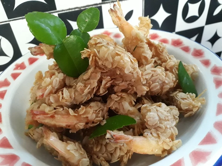 Langkah Mudah untuk Menyiapkan Resep Udang goreng oat yang Uenak Anti Ribet, Mantap