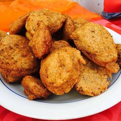 A picture of Baggias.