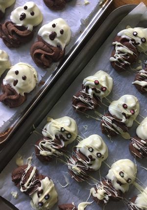 A picture of #Halloween Biscuits.