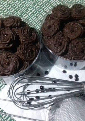 Foto resep Si hitam manis yang yummy (chocolate cookies)
