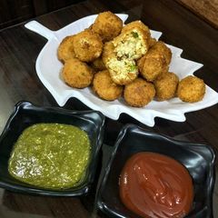A picture of Cheesy paneer popcorns.