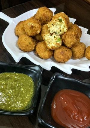 A picture of Cheesy paneer popcorns.