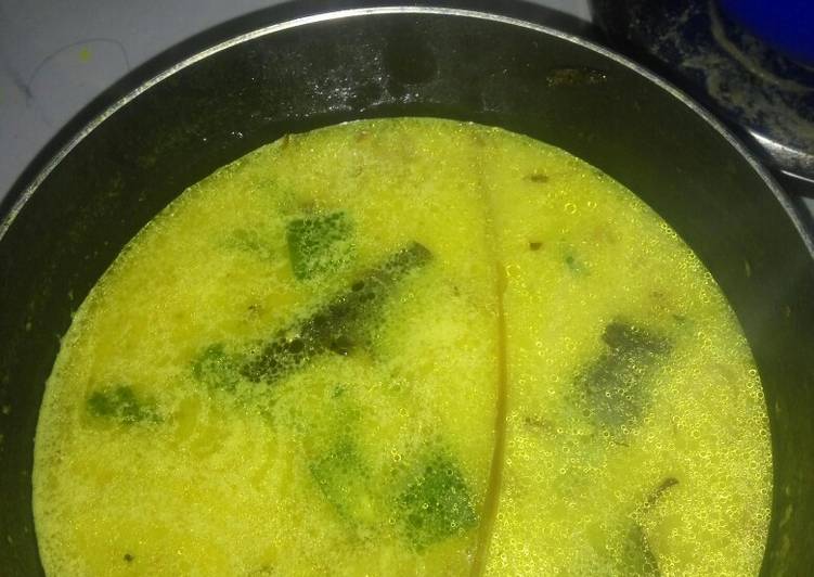 Langkah Mudah untuk Membuat Soto ayam santan, Menggugah Selera
