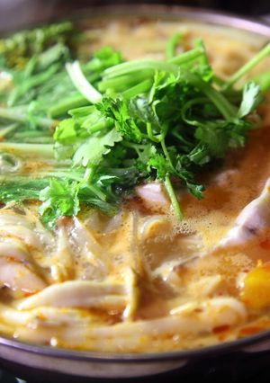Hình của món Lẩu Cá Cam Kanpachi Và Phở.