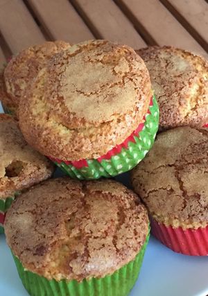 Una foto de Magdalenas de limón en thermomix ¡listas en nada y súper ricas!