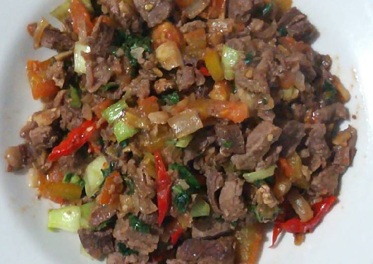 Daging oseng sayur