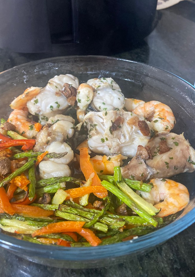 Una foto de Rape con verduras en AirFryer