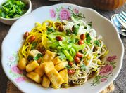 Gambar mie kuning acar