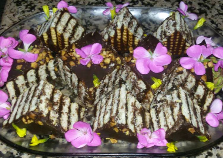 Dessert / losanges et triangle au chocolat
