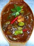 แกงไตปลาใส่ไก่ย่าง