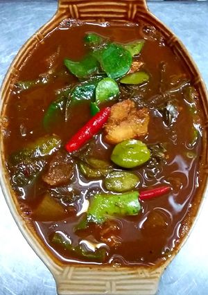 รูปของ แกงไตปลาใส่ไก่ย่าง