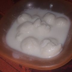 A picture of Rasmalai.