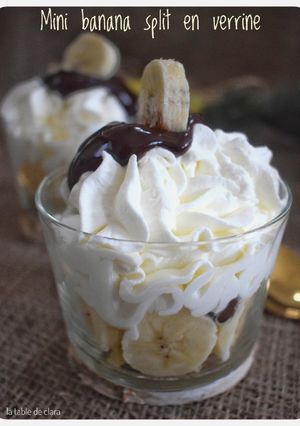 Une photo de Mini banana split en verrine
