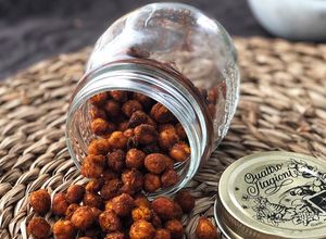 Foto principal de Snack de garbanzos especiados en freidora de aire