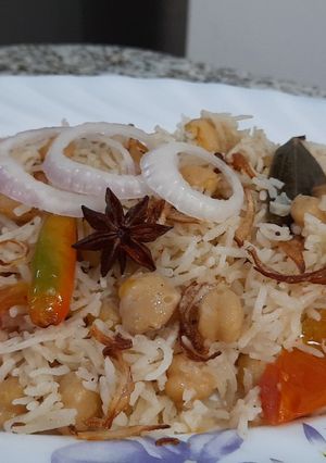 A picture of Kabuli Chana Pulao.