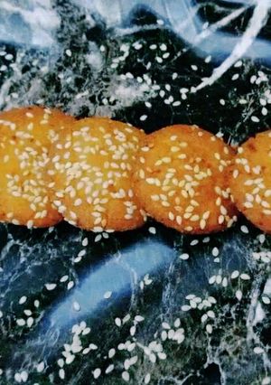 A picture of Rice cookies.