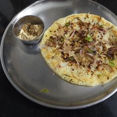 A picture of Masala Multigrain Uttapam.