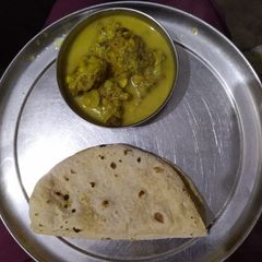 A picture of Kadhi.