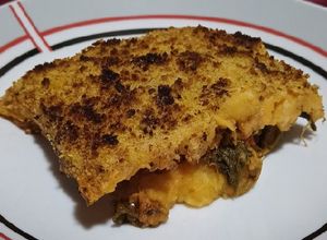 Una foto de Pastel de soja -cortada a cuchillo- y vegetales 😍 -vegano- :)
