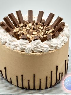 Kit kat torta recept fotója