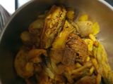 करेला आलू (Karela Aloo recipe in hindi)