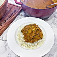 A picture of Butter Chicken.