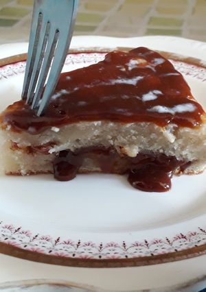 A picture of Salted caramel pastry.