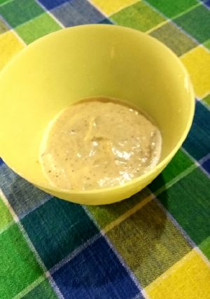 A picture of Mayonnaise sauce.