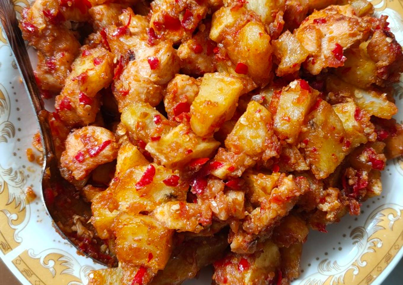 Ayam kentang balado