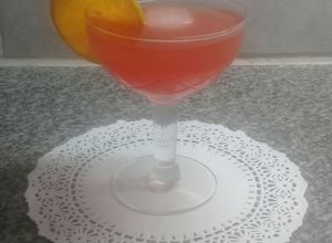 Una foto de Campari con jugo de naranja