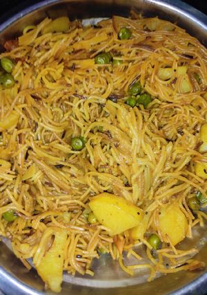 A picture of Namkeen saviya.
