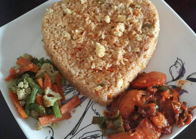Recipe of Any-night-of-the-week Schezwan fried rice