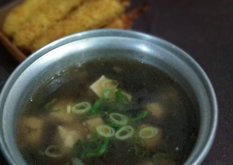 Resep Sup Rumput Laut ala Korea / Miyeok Guk yang Bisa Manjain Lidah