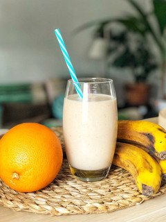 Una foto de Batido de pomelo y plátanos maduros en robot Clickchef de Moulinex