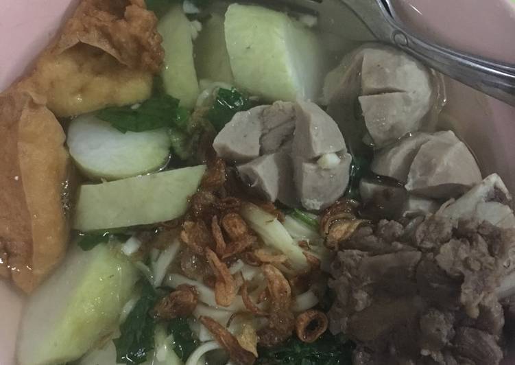 Lontong mie bakso kuah #pr_anekamiekuah