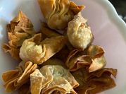 Hình ảnh của hoành thánh chiên nckd