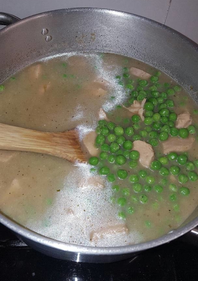 Una foto de Guisantes con pollo