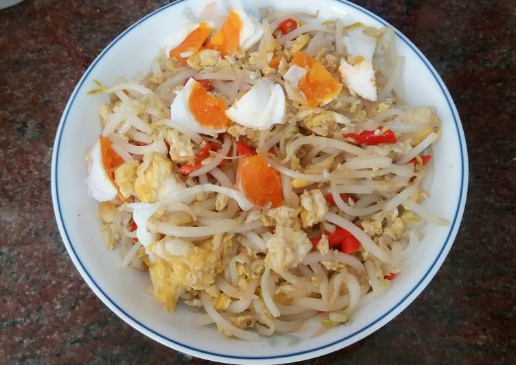 Resep Taoge tumis telur,telur asin oleh sheilla shaj'na ...