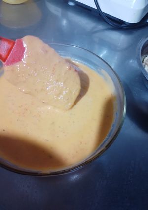 Una foto de Crema de morrones, aderezo