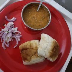 A picture of Pav bhaji.