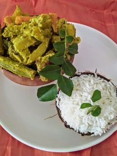 আভিয়াল (avial recipe in Bengali) রেসিপির প্রধান ছবি