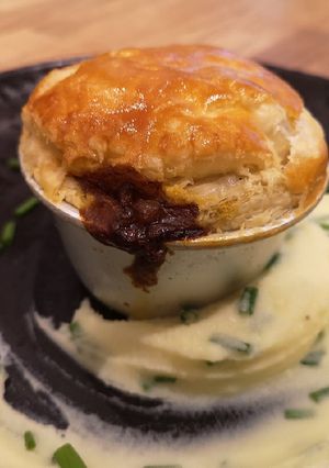 A picture of Mince Beef and Onion Pie.