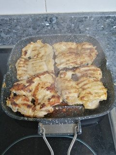 Una foto de Pollo a la diabla