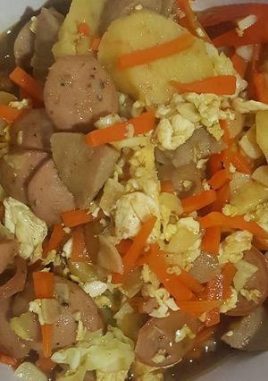 Foto resep Tumis Kol Sosis Baso Saus Tiram 🍜